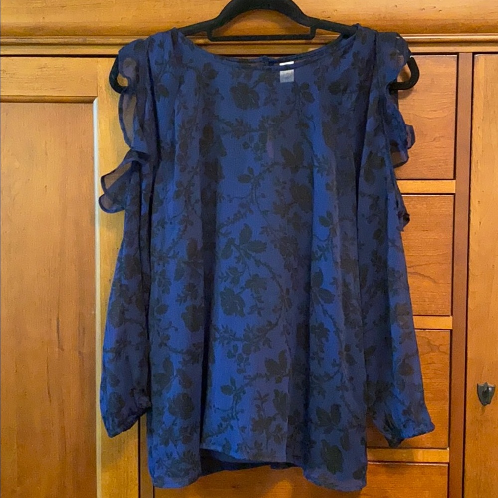 Old Navy Black & Blur Cold Shoulder Ruffle Blouse